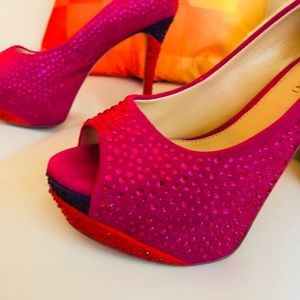Women’s Heels Size 7.5 Pink Rhinestones Heels